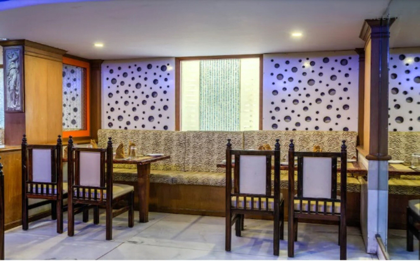 Food & Drinks, Golden Metro Hotel, Bangalore