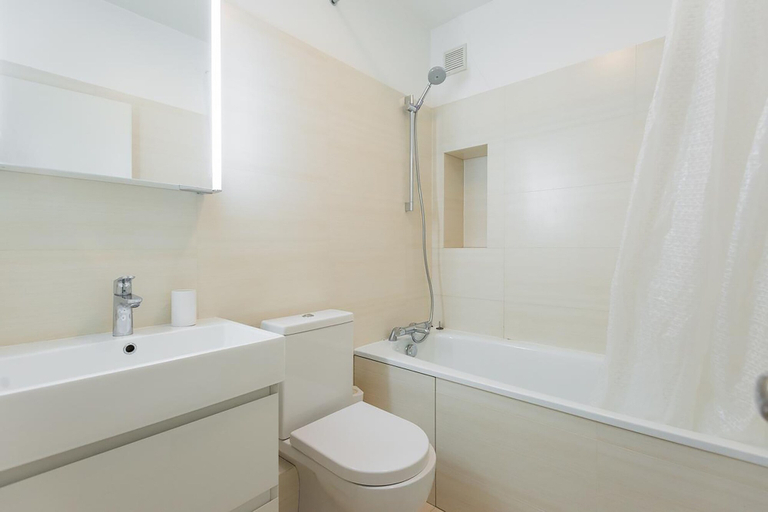 Bathroom, The Battersea Apartments, London