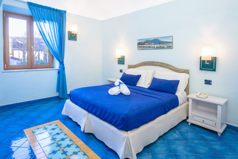Bedroom 3, Hotel Myage, Napoli