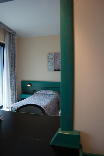Bedroom 3, Eden, Verona