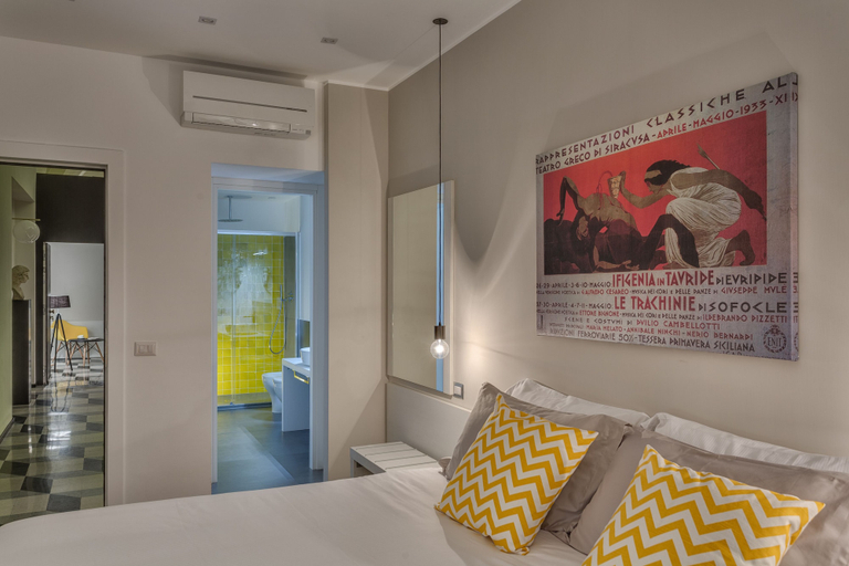 Bedroom 3, Navona Theatre Hotel, Rome