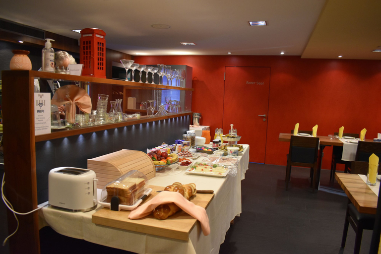 Food & Drinks 7