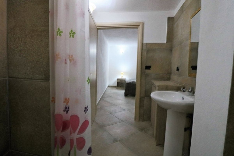 Bathroom 5, Residence Blues, Lecce