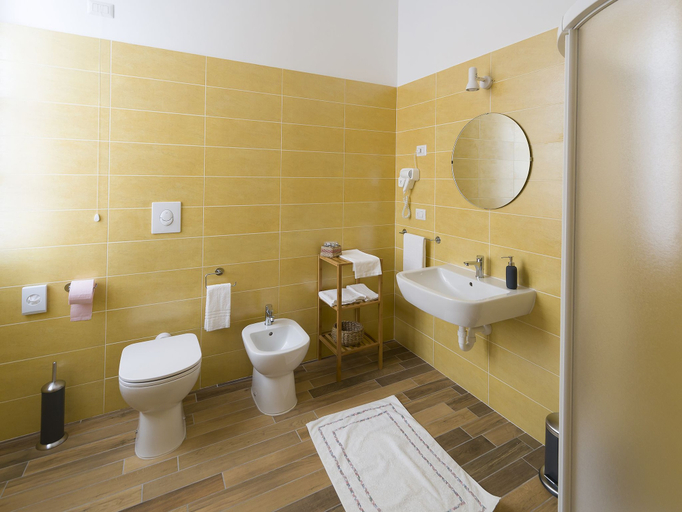 Bathroom 4, La nostra casa in centro, Lecco