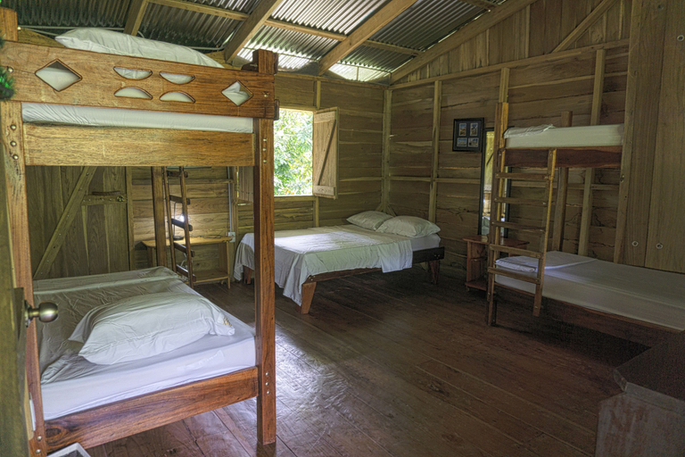 Bedroom 2, Oski Lodge, Upala