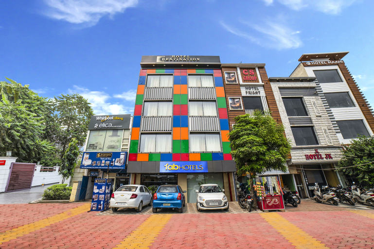 FabHotel Three Palms, Sahibzada Ajit Singh Nagar