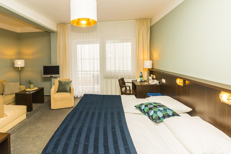 Bedroom 3, Strandhotel Senftenberger See, Oberspreewald-Lausitz