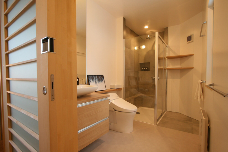 Bathroom 3, Asanoha, Furano