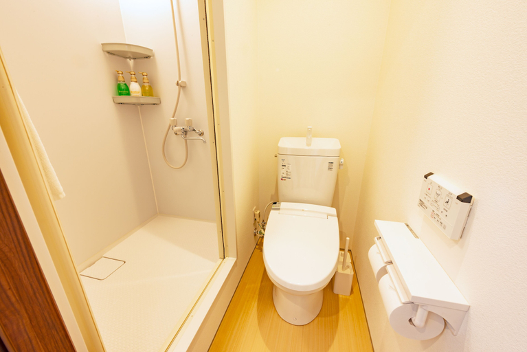 Bathroom 4, plat hostel keikyu sapporo sky, Sapporo