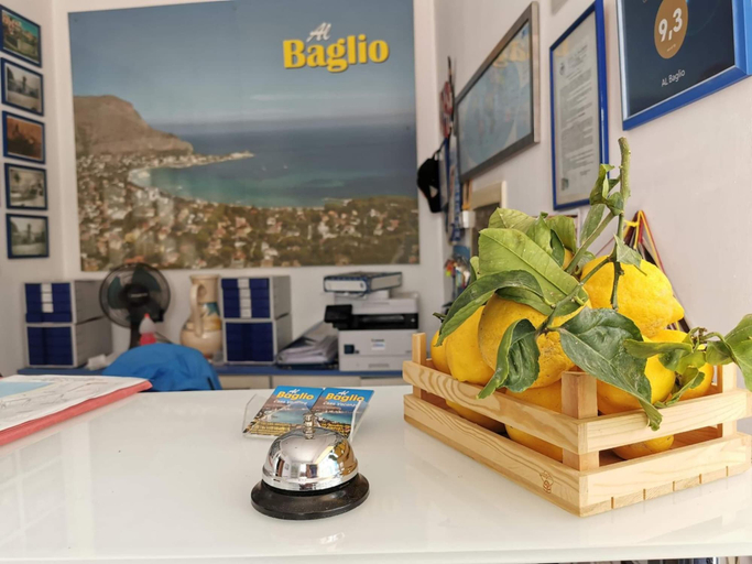 Food & Drinks, Al Baglio - Affittacamere, Palermo