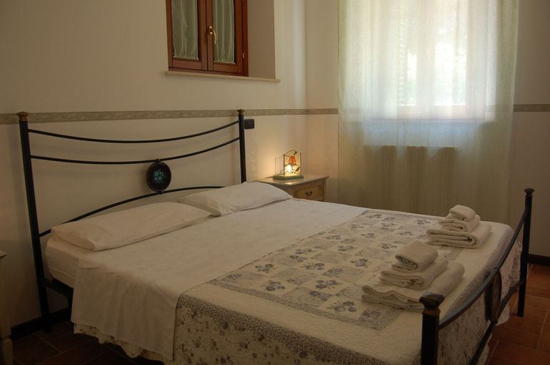 Bedroom 3, Il Giardino degli Ulivi, Macerata