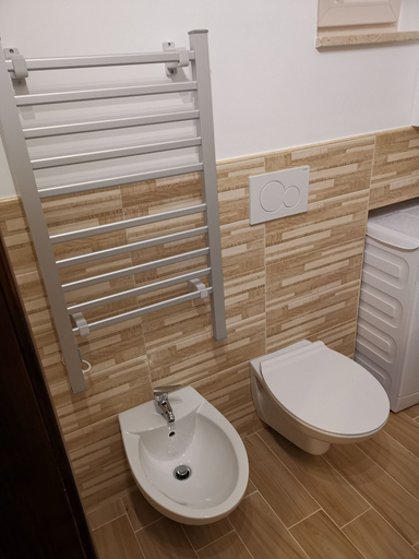 Bathroom 3, Casacampagna San Gabriele, Bari