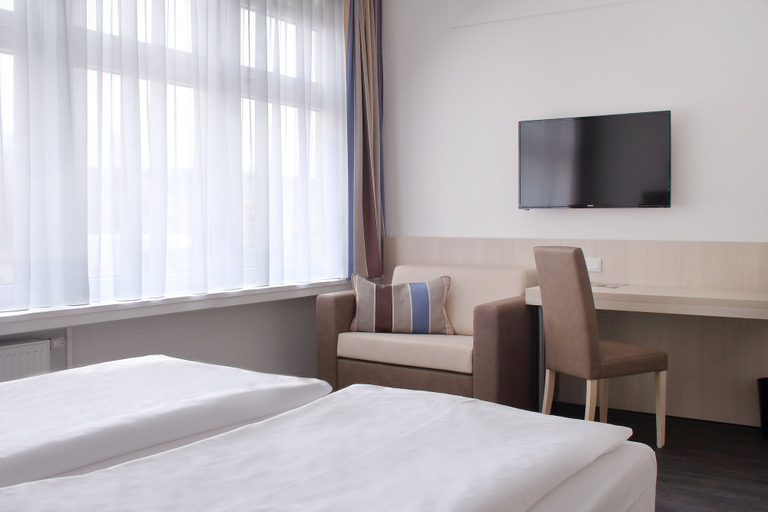 Bedroom 3, Viva Hotel Lübeck, Lübeck