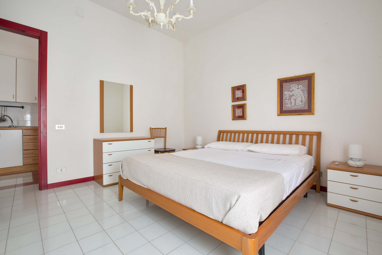 Bedroom 5, 2847 Appartamento Biancaluna by Barbarhouse, Lecce