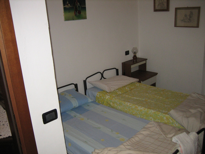 Bedroom 2, Agriturismo Pian dei Lupi, Livorno