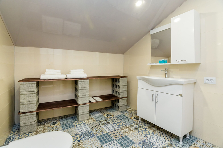 Bathroom 3, Gvino Minda Hotel, Tbilisi