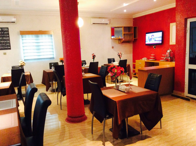 Food & Drinks 5, Ne-Yo Hotel And Suites, Oshimili North