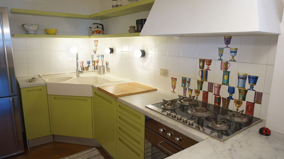 Private kitchen 2, San Frediano Luxury Flat, Lucca