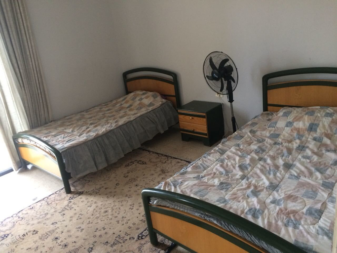 Bedroom 3, Wardini, Aley