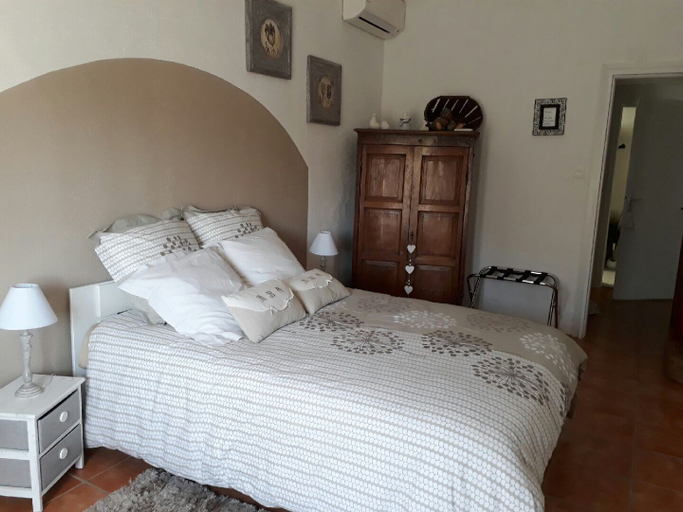 Bedroom 3, La Colombe, Var