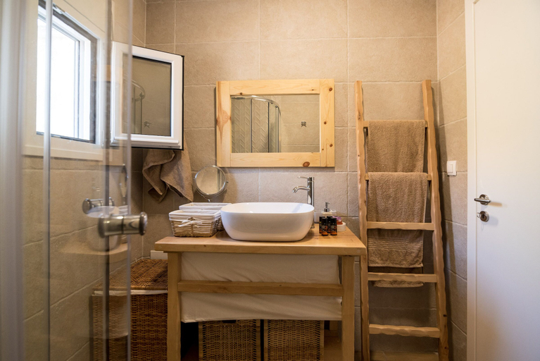 Bathroom 4, Gorgeous Villa with Garden - Stavros Beach, Crete