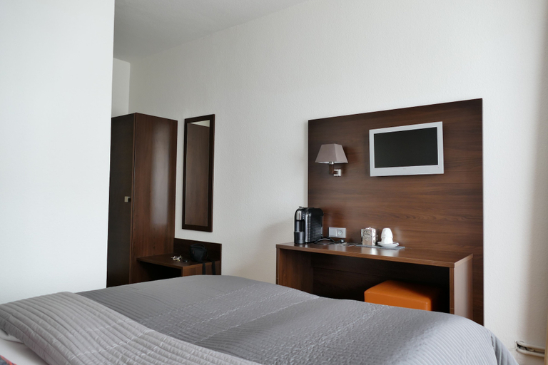 Bedroom 3, Steep´s Ihr Brauhaus und Hotel, Köln