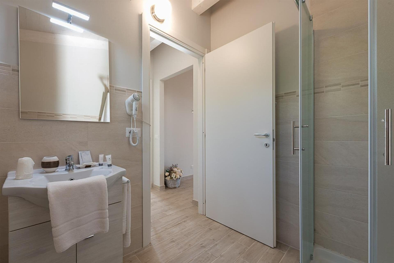 Bathroom 3, Podere n° 8 in Maremma, Grosseto
