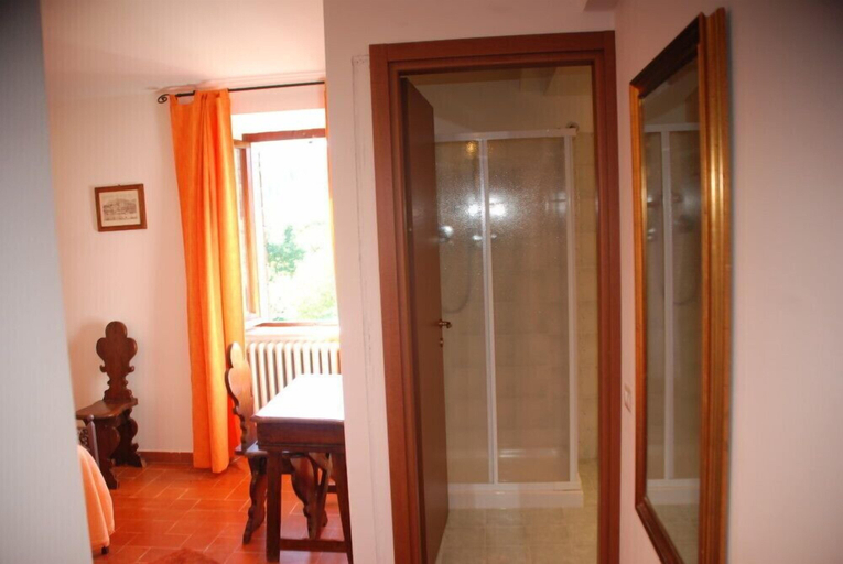 Others 5, Agriturismo Le Volte, Perugia