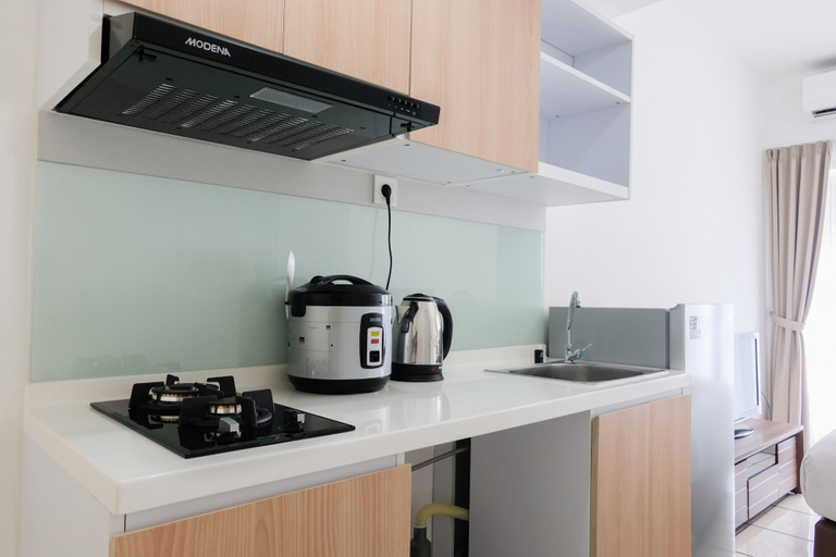 Others 3, Comfortable Studio Apartment M-Town Residence, Tangerang