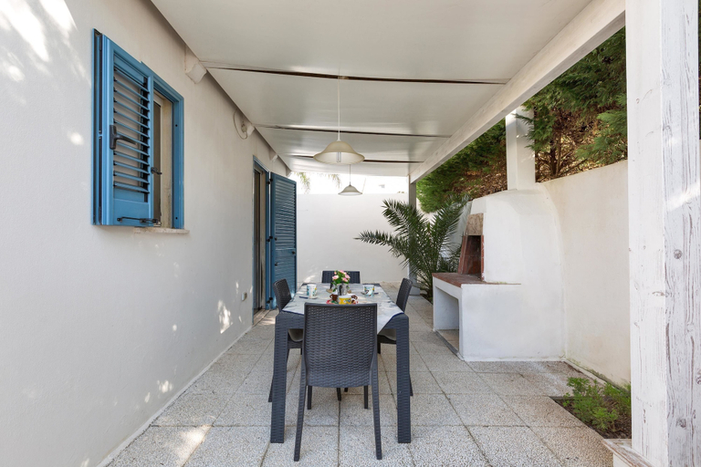 BBQ/picnic area, Appartamento Riviera Blu, Lecce