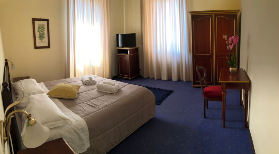Bedroom 3, Villa Grancassa, Frosinone