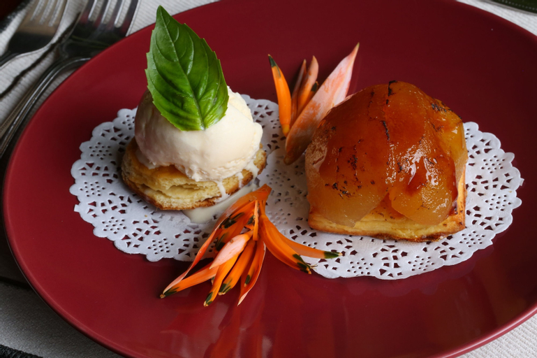 Food & Drinks 6