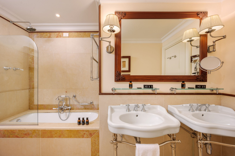 Bathroom 5, Grand Hotel Bristol Spa Resort - by R Collection Hotels, Genova
