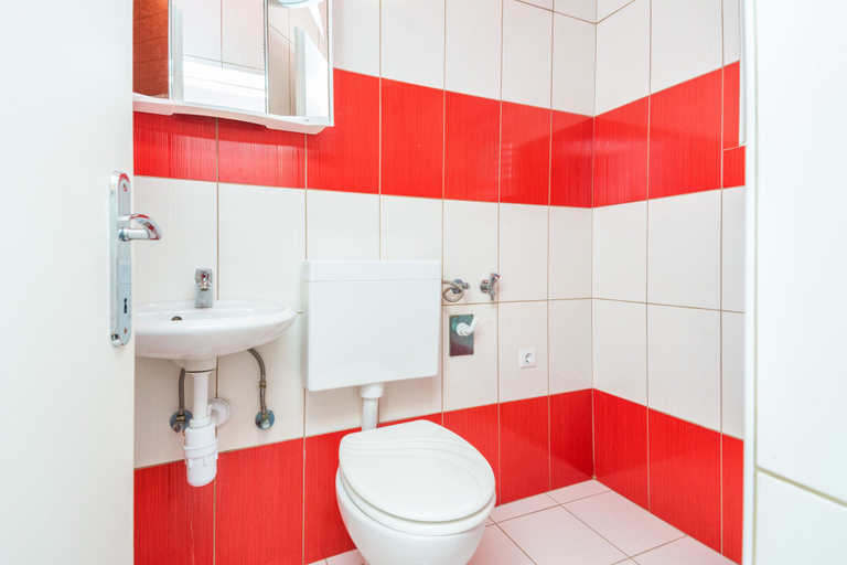 Bathroom 3, Apartments Kopi, Vir