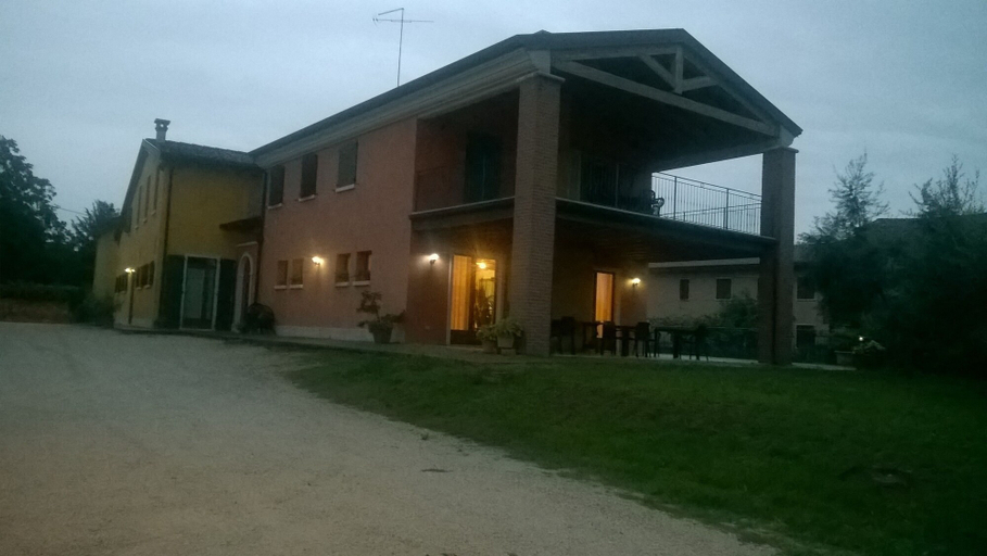 Exterior & Views 2, Agritur Le Sigalette, Verona