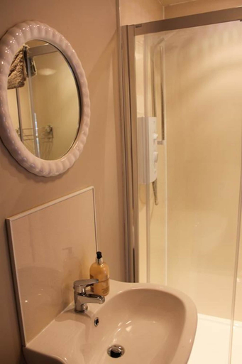 Bathroom 4, Gowanfield B&B, Highland