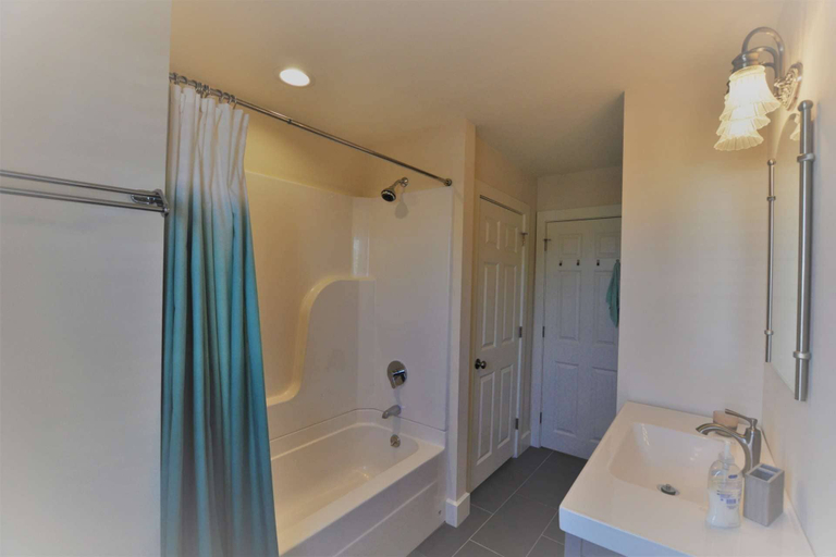 Bathroom 4, Blue Star, Essex