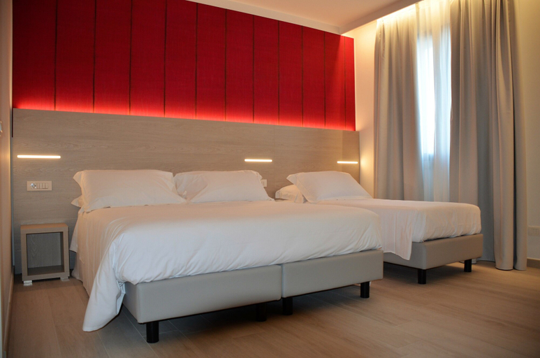Bedroom 4, Hotel San Marco, Verona