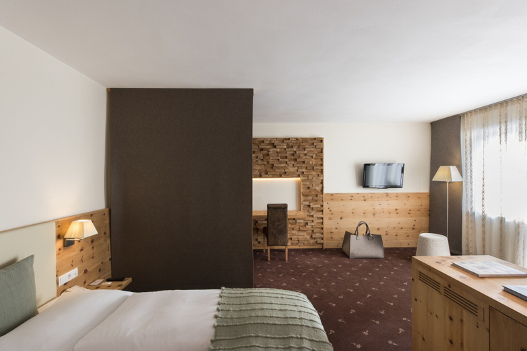 Bedroom 3, Terra - The Magic Place, Bolzano
