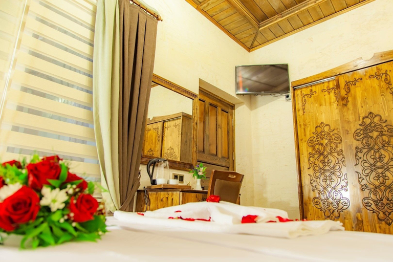 Bedroom 3, Sehrazat Konagi, Merkez