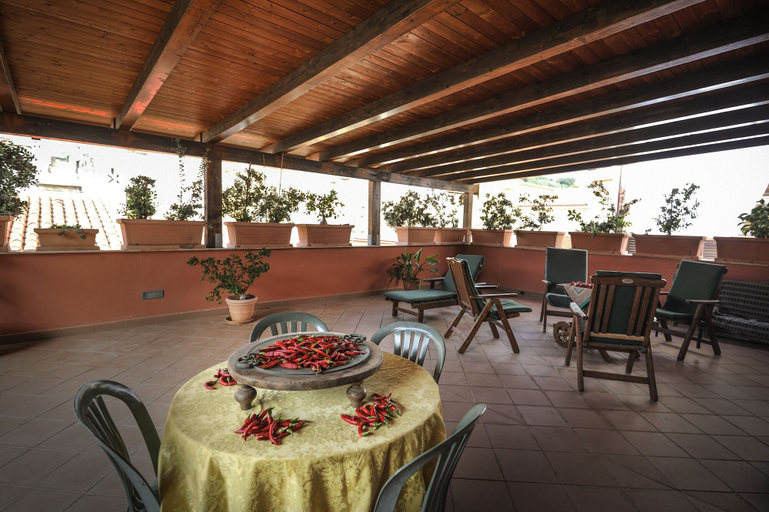 Food & Drinks 5, Hotel Piccolo di Corduneanu Aurora, Palermo