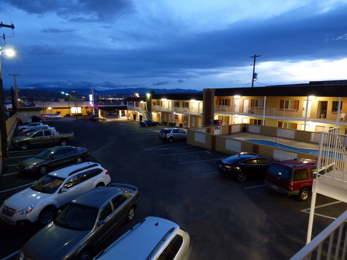 Economy Inn & Suites, Washington