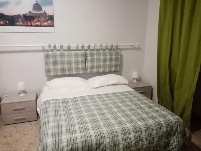 Bedroom 4, Olimpica Relais Guest House Affittacamere CIR 28624, Roma