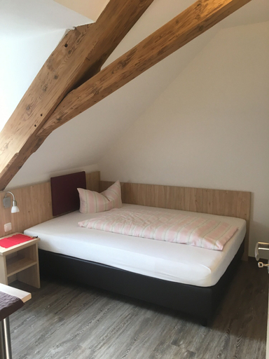 Bedroom 4, Hotel Boarding House Hohenwart, Landsberg am Lech