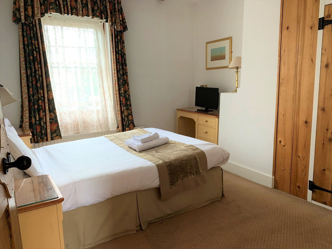 Bedroom 5, Ye Olde House, Surrey