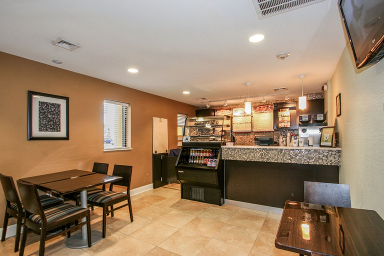Food & Drinks, Beachfront Anderson Condos by Hosteeva, Horry
