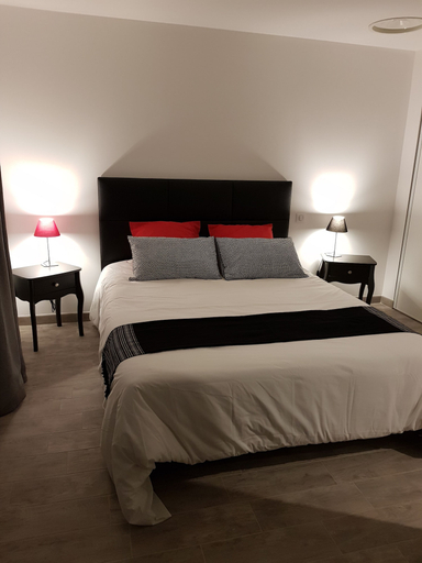 Bedroom 4, Chambre d'hôtes La Villa 13&15, Charente-Maritime