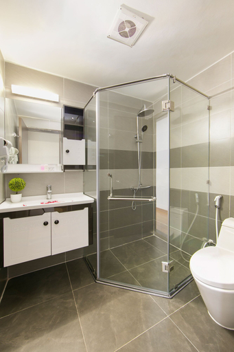 Bathroom 3, Kingly Hotel, Hoàn Kiếm