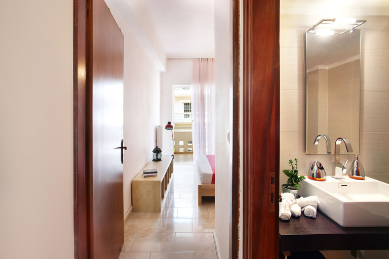 Bathroom 4, Dream City Apartment near Beach & Venetian Port, Crete