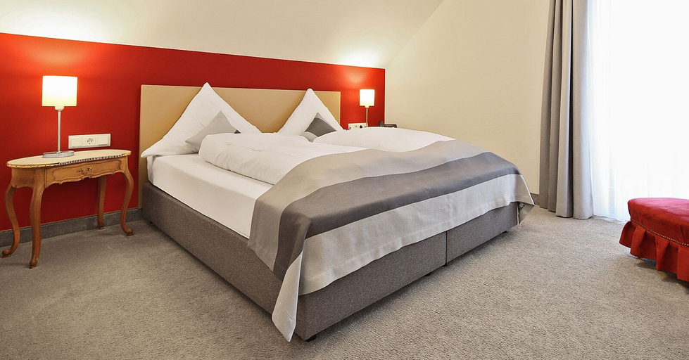 Bedroom 5, Köhlichs Paradeismühle, Miltenberg